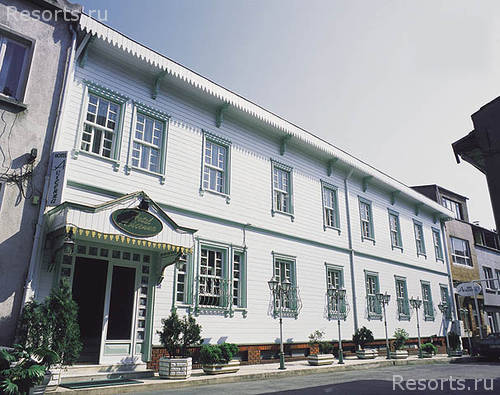 Avicenna Hotel 